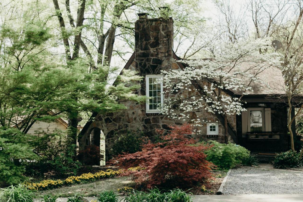 The Woodlawn Tudor 温泉城 外观 照片